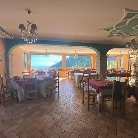 Вілла Agriturismo Collecammino Lenola Екстер'єр фото