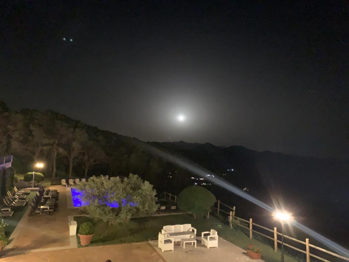 Вілла Agriturismo Collecammino Lenola Екстер'єр фото